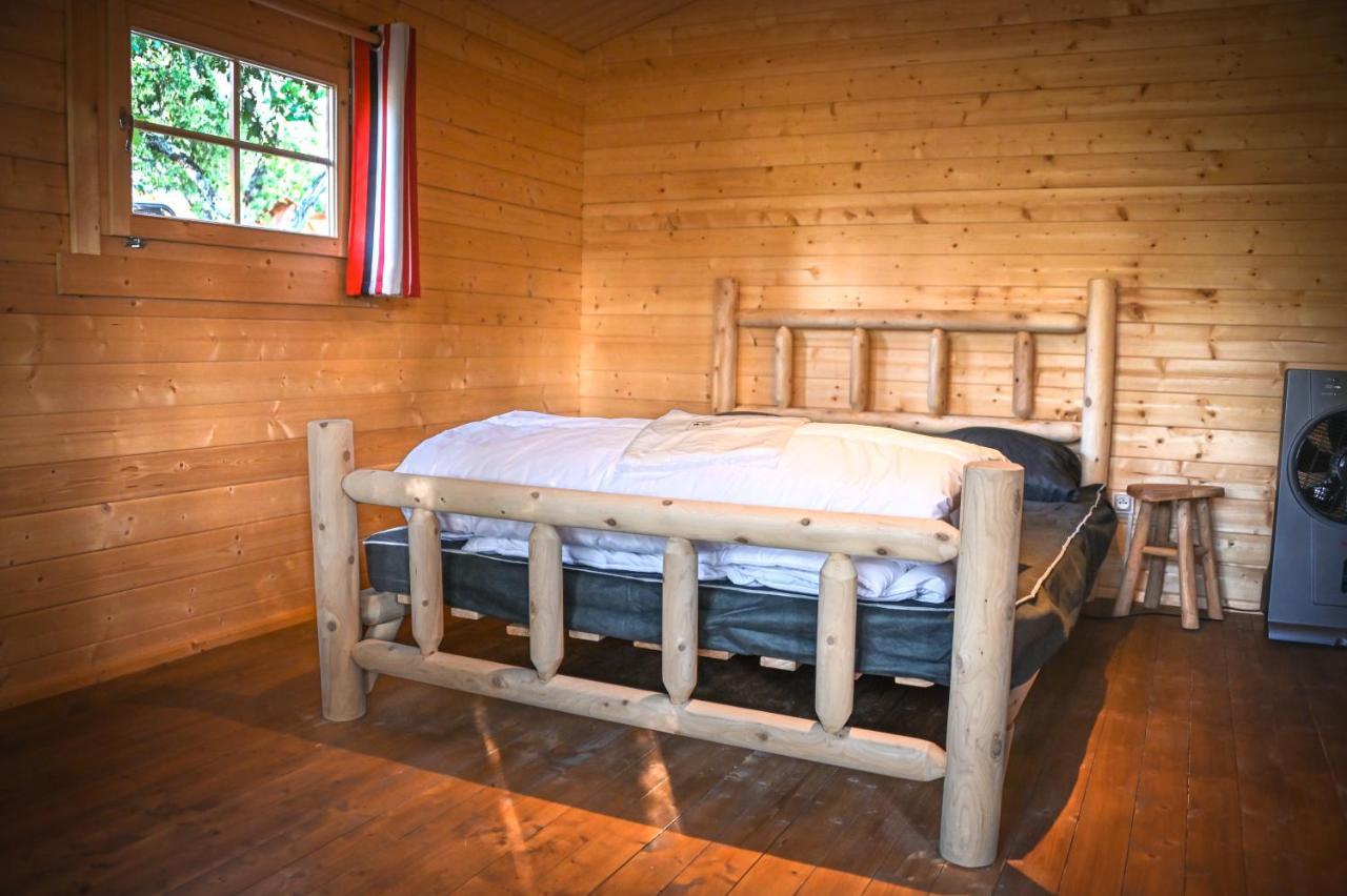 Camping Le Colorado Rustrel Exterior photo
